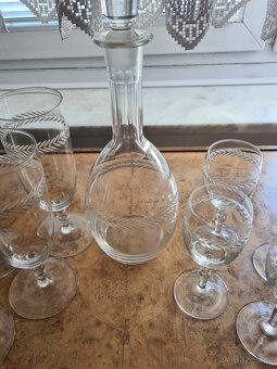 Sada sklenic + karafa - 3