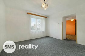 Prodej rodinného domu o celkové ploše pozemku 1305 m² - 3