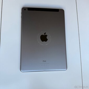 iPad 6 WI-FI + Cellular 32GB 2018 (12 měsíců záruka) - 3