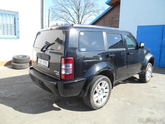Dodge Nitro 2,8 RT TOP 2008 DÍLY - 3