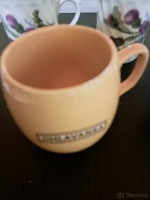 Různé porcelánové hrníčky - 3