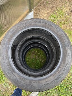 205/55R16 continental - 3