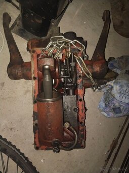 Prodám díly zetor - 3