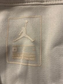 Dres PSG Mbappe - 3