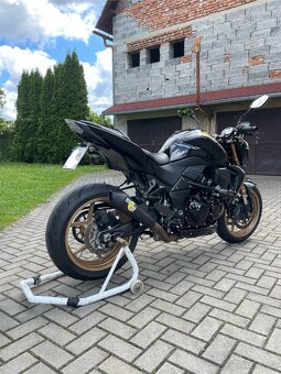 Kawasaki Z750 - 3