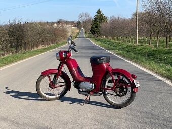 Prodám jawa 550 za 65000. Má původní spz. - 3