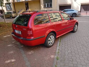 Škoda Octavia 1.6i rok 2009 - 3