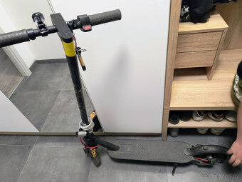Xiaomi Mi Electric Scooter Pro 2, spolehlivý parťák do města - 3