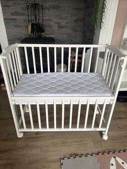 Dětská přístavná postýlka plus matrace - 3
