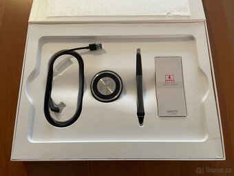 Wacom Intuos Pro M - PTH 660 - 3