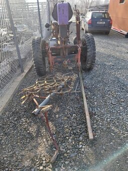 Traktůrek + příslušenství - 3