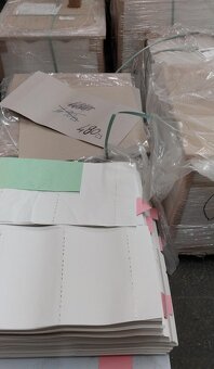 Skladové zásoby bankovního papíru, množství cca 103000 kusů - 3