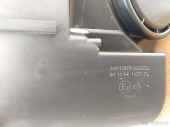 Mercedes benz R-klasse W251 - nové pravé přední světlo - 3