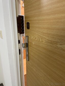 Vchodové protipožární dveře do bytu 80 L - ATRA - 3