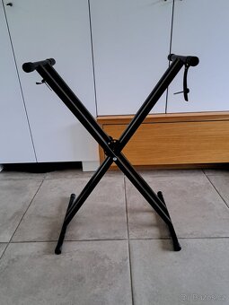 YAMAHA PSR -E373 - 3