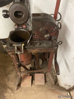 Litinová narážka - 3