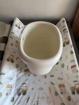 Přebalovací pult + doplňky - 3