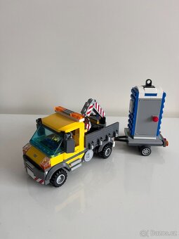 Lego City údržbářské auto - 3