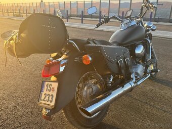 Honda Shadow VT125 - 3