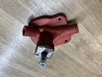 Vodní pumpa Zetor 25 - 3