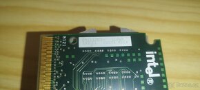 Intel CELERON SL2WN - 3