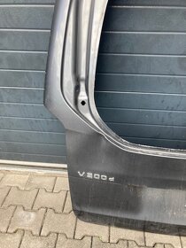 Zadní dveře Mercedes V - 3