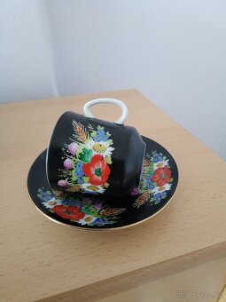 Porcelánový hrnek. - 3