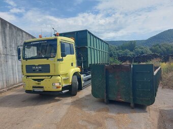 Man 6x4 hákový nosič kontejneru - 3