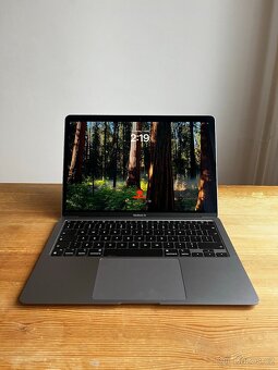 Apple MacBook Air M1 (2020), 256GB SSD, 8GB RAM – Space Gray - 3