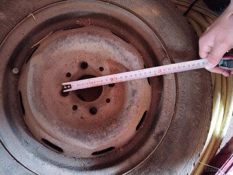 Pneu 165/70 r13 - 3