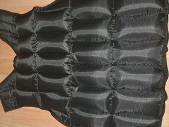 Zátěžová vesta 15 kg – GymBeam, ve výborném stavu - 3
