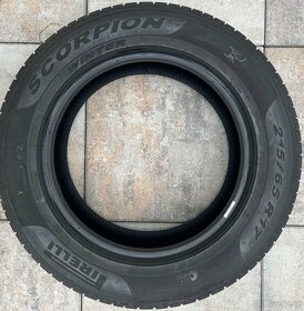 Pirelli Scorpion Winter 215/65 R17 99H Seal Inside - 3