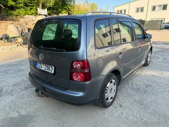 Touran r.v.2003 - 3