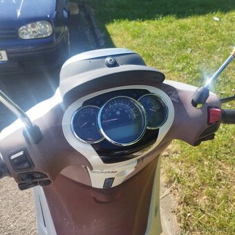 Piaggio Beverly 300i - 3