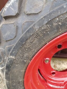Pneu 10.0/75-15,3 - 3