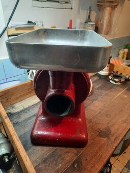 Mlýnek na maso - 3