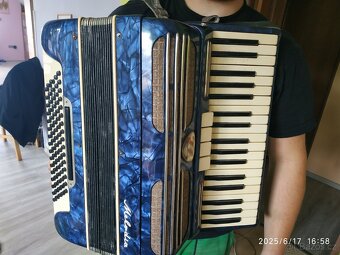Prodám akordeon Lignatone Melodia - 3