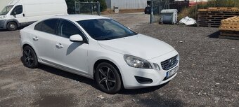 Volvo S60 D3, 120kw, 2010, automat - 3