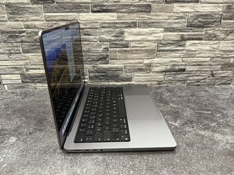 MacBook Pro 14” M2 Pro / 16GB / 500GB DPH - 3