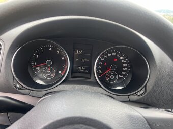 VW Golf 5 - 3