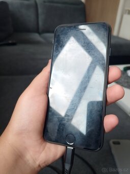 iPhone Se - 3