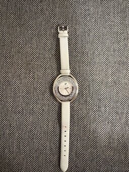 Dámské hodinky swarovski - 3