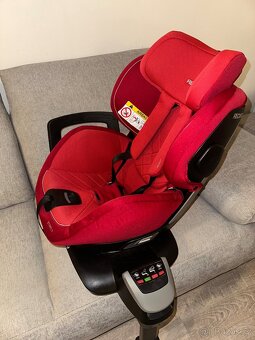 Otočná 360 autosedačka Recaro Zero 1 - 3