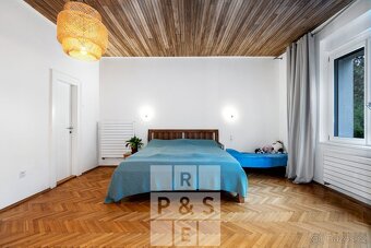 Prodej bytu 3+1 98 m² + zahrada 591  m², Praha - Smíchov - 3