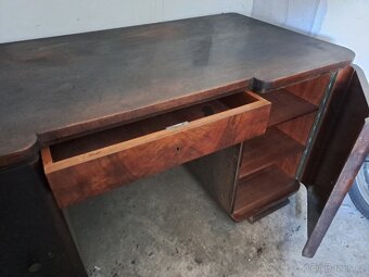 Dubový psací stůl - 3