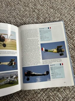 Prodám knihu Stíhací letouny - 3