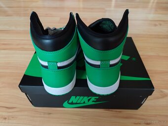 Nike Air Jordan 1 Retro High OG Lucky Green - 3