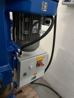 Sloupová vrtačka TOS VS 32 - 3