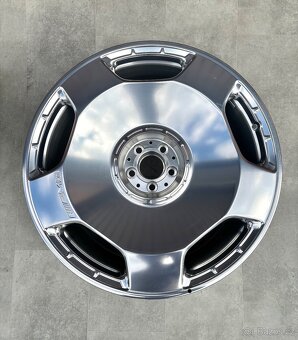 Mercedes r23 GLS63 AMG GLS 23 X167 A167 W167 - 3