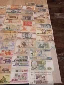 260 ks staré bankovky celý svět - 3